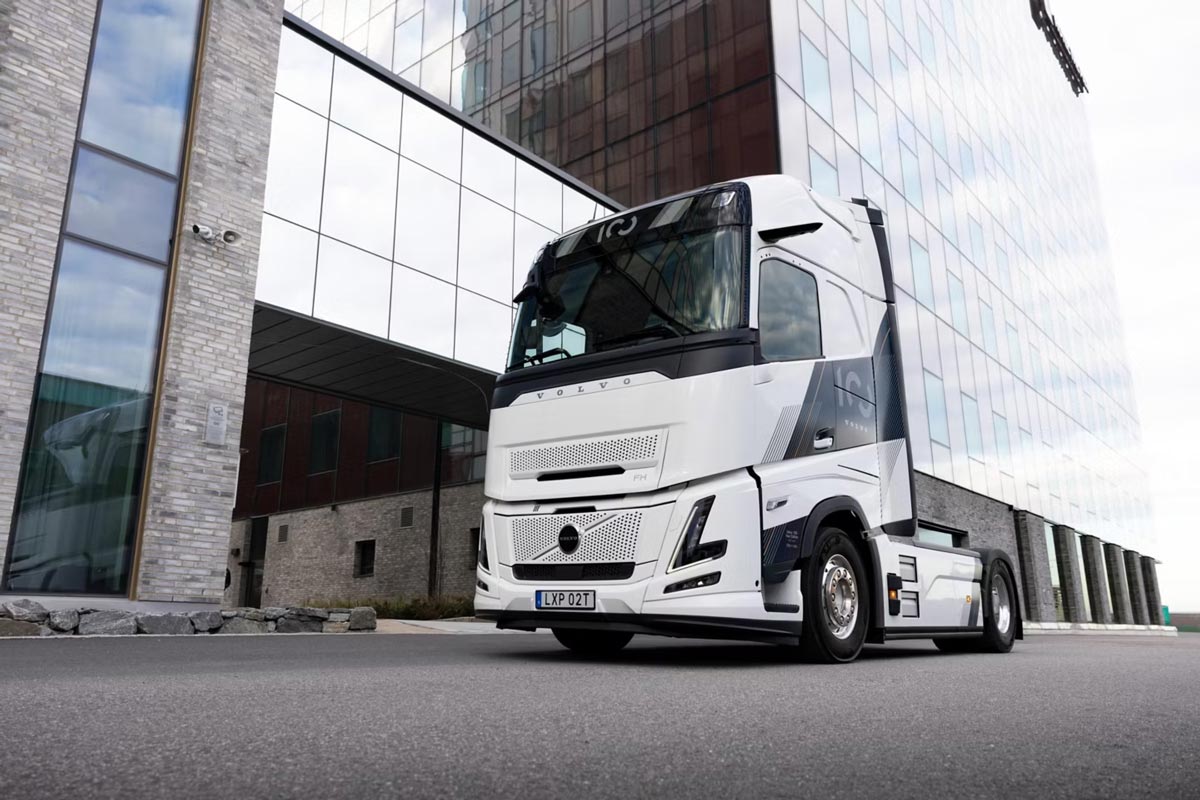 Volvo releases special edition truck to celebrate its 100-year anniversary